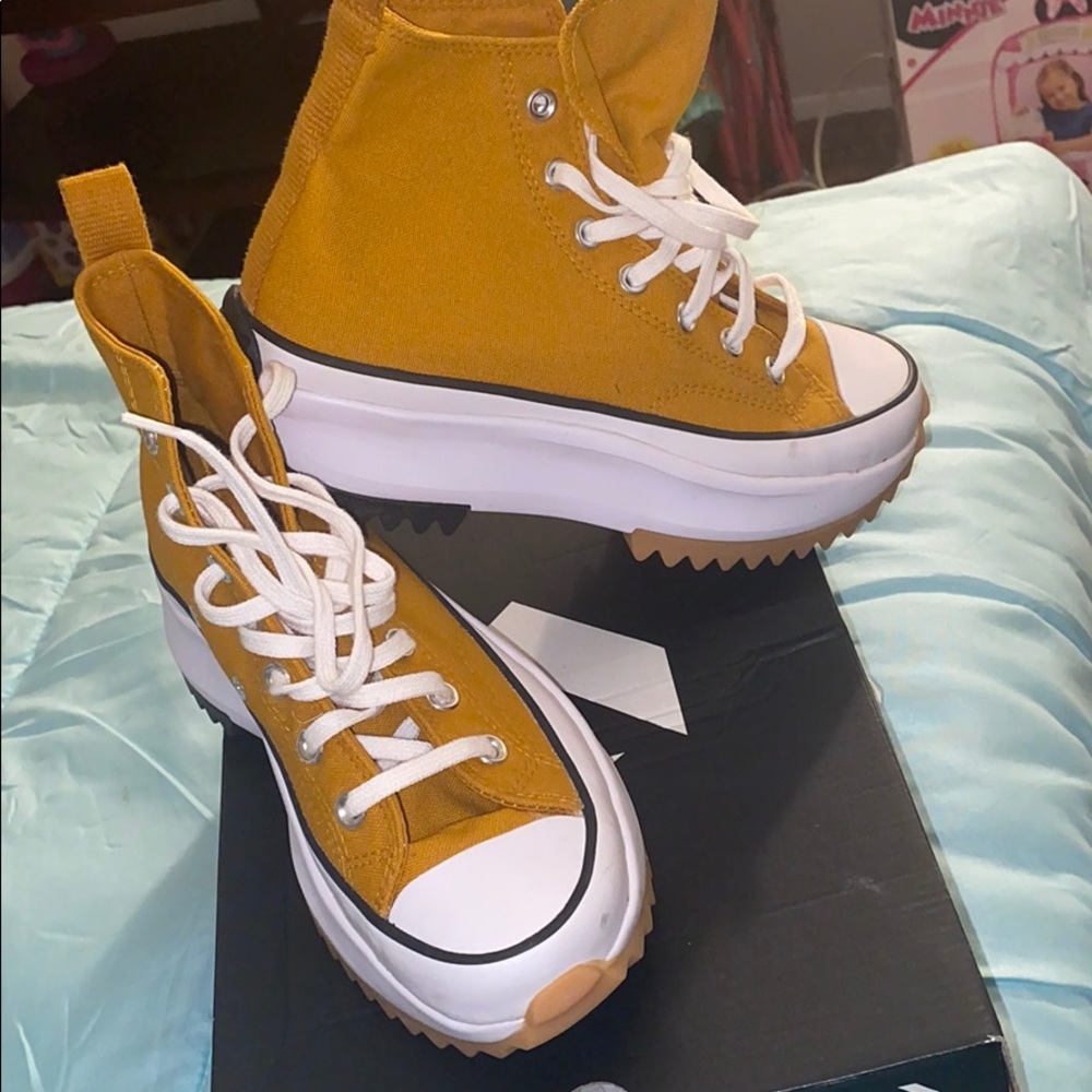 Conver run star hike